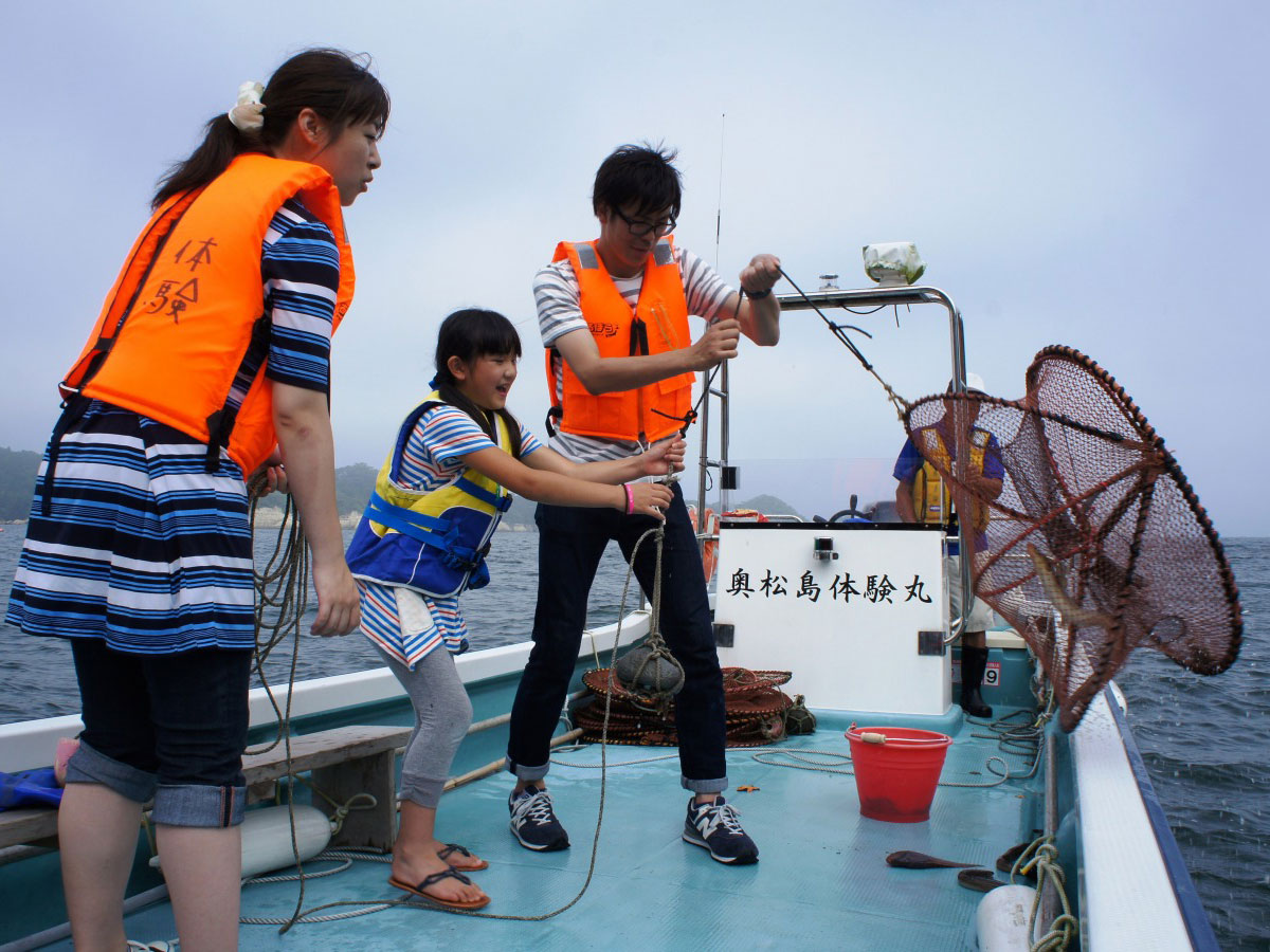 Tsukihama Public Beach (Fishing Experience)_4