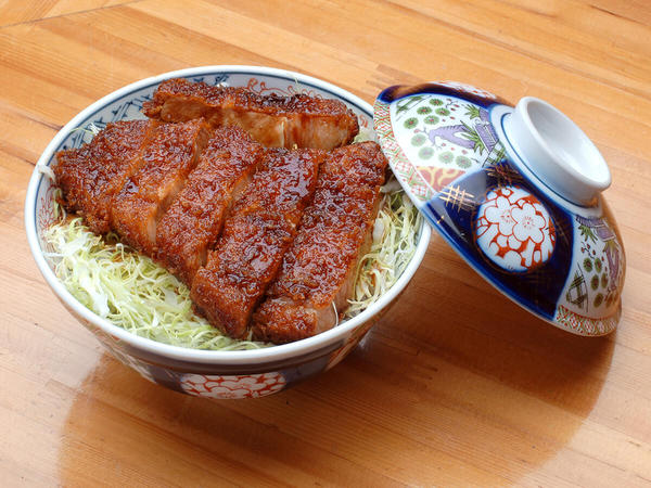 Aizu’s sauce-katsudon